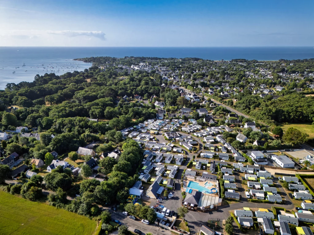 Camping 4 étoiles La Roche Percée à Fouesnant.