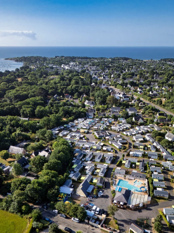 Camping 4 étoiles La Roche Percée à Fouesnant.
